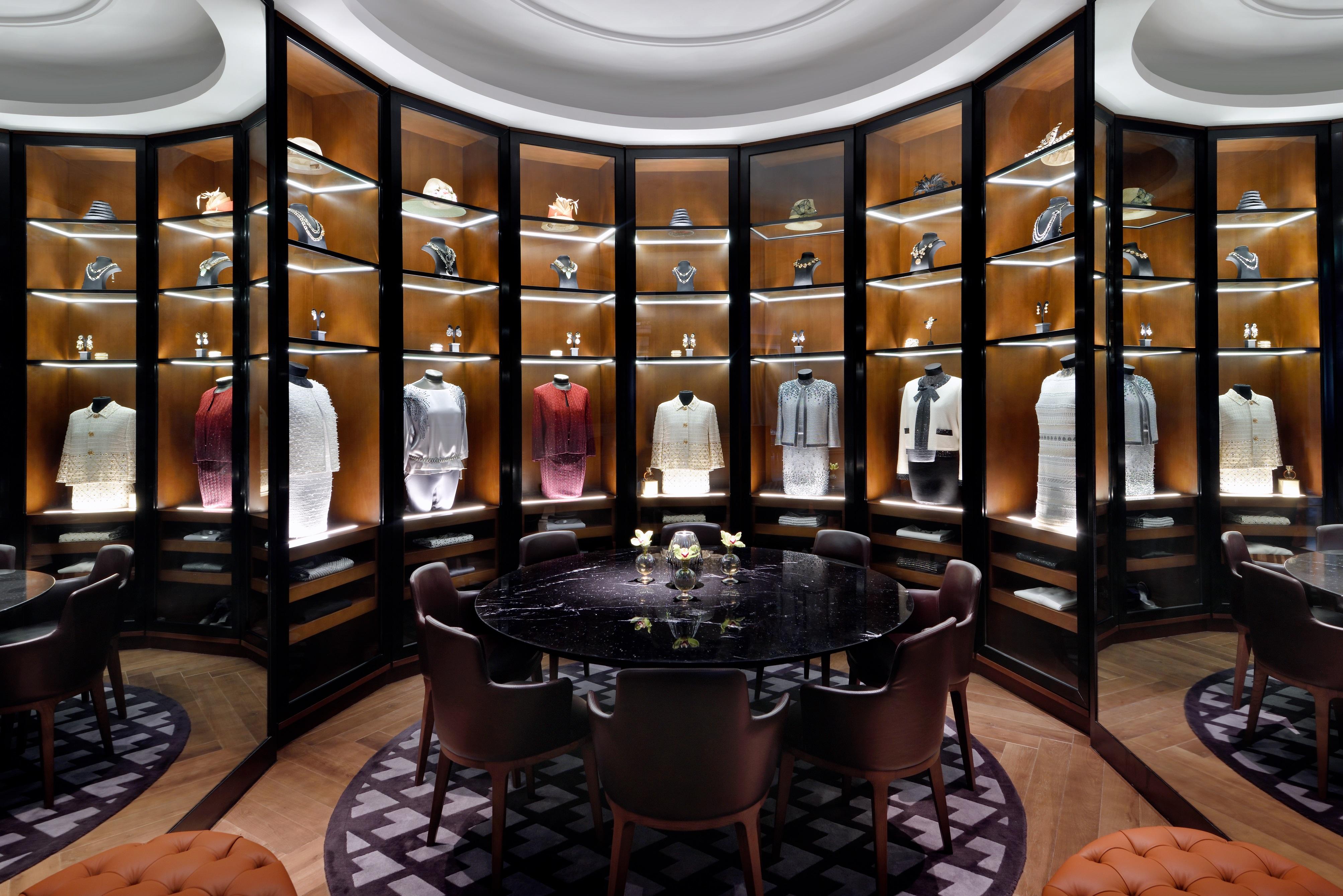 Kempinski The Boulevard Ντουμπάι Εξωτερικό φωτογραφία The interior of the club