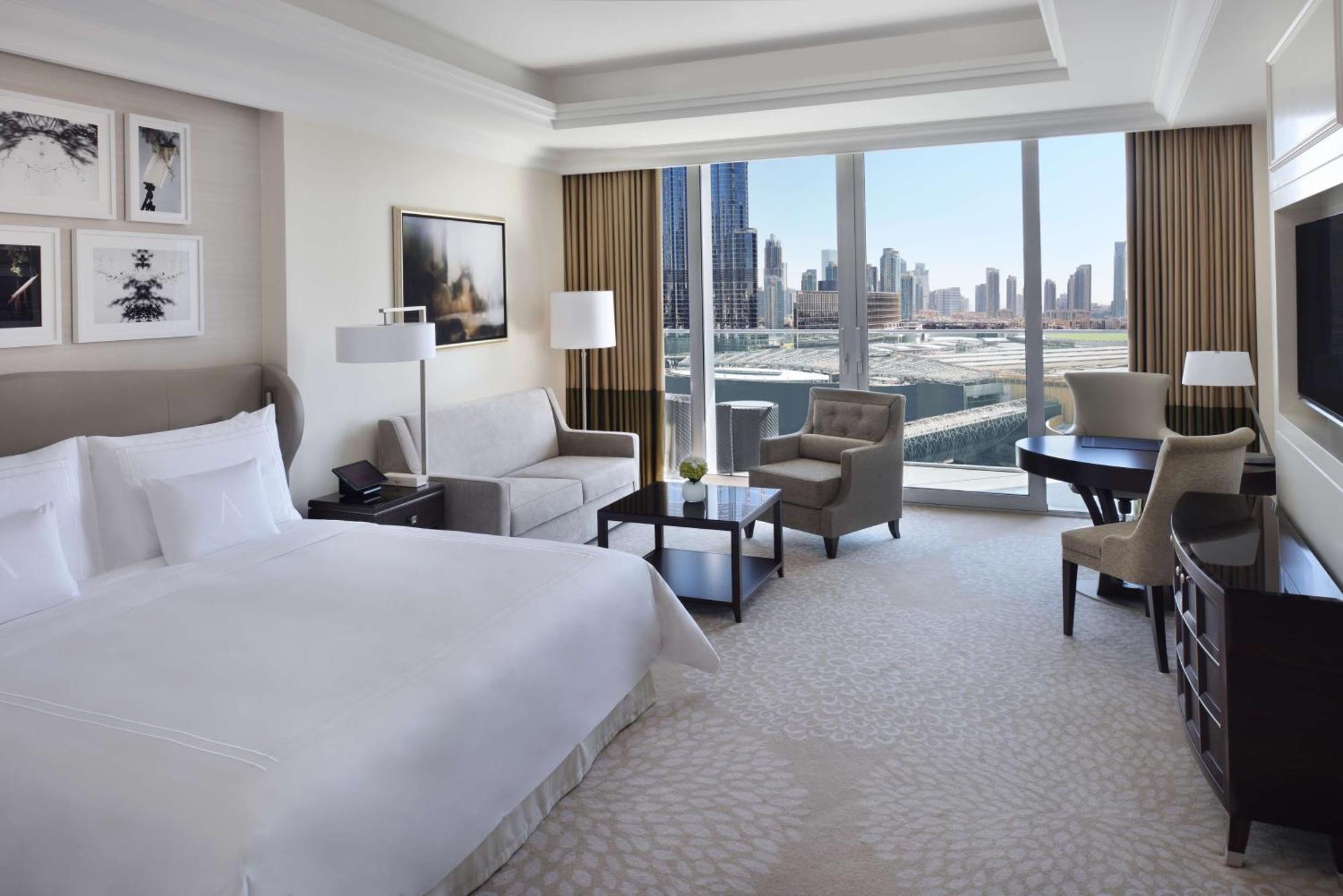 Kempinski The Boulevard Ντουμπάι Εξωτερικό φωτογραφία A room at the Jumeirah Emirates Towers Hotel
